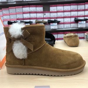 (DEPOP) Brown Ankle boot ugg (Victoria mini)